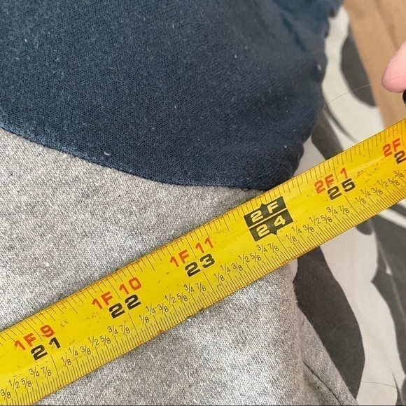 Vintage Eeyore Sweatshirt Large Women’s Disney - Picture 6 of 8